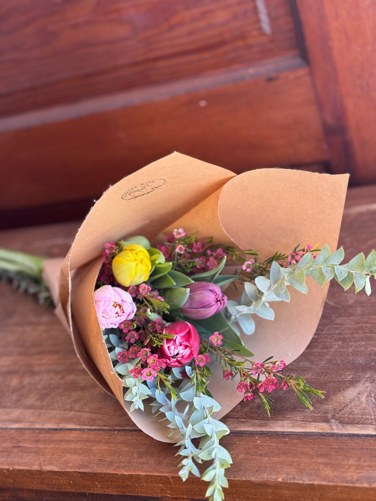 Cut & Wrapped Bouquets